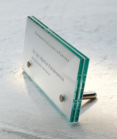 686069 - Tischaufsteller